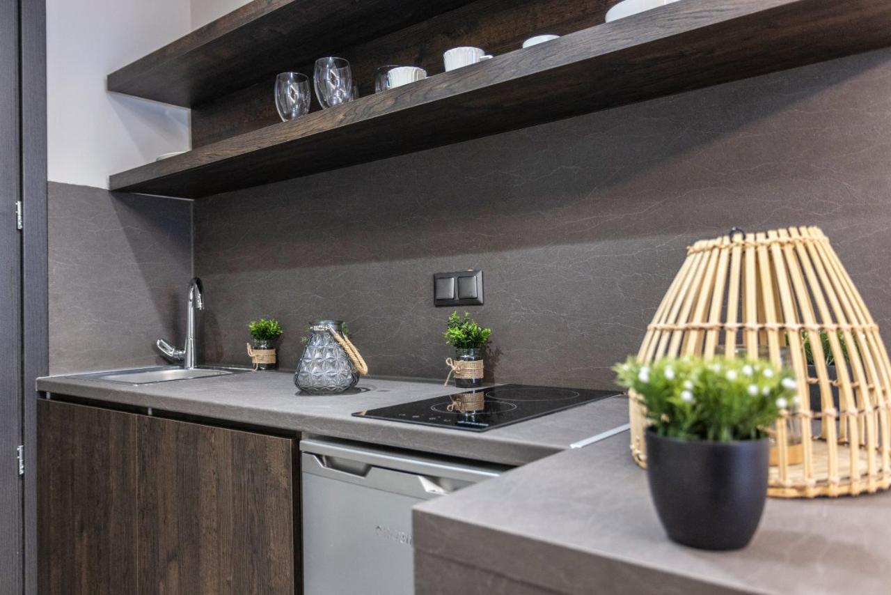 Evitel Luxury Living Aparthotel Hanioti Ngoại thất bức ảnh