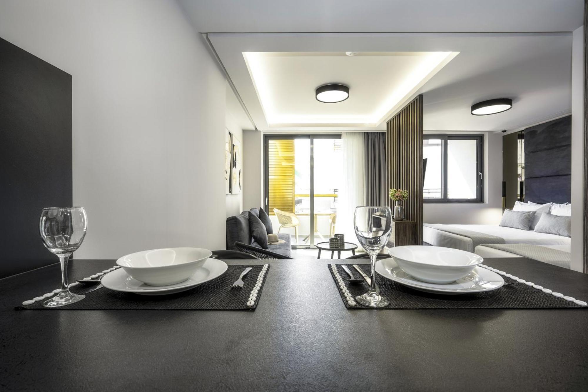 Evitel Luxury Living Aparthotel Hanioti Ngoại thất bức ảnh